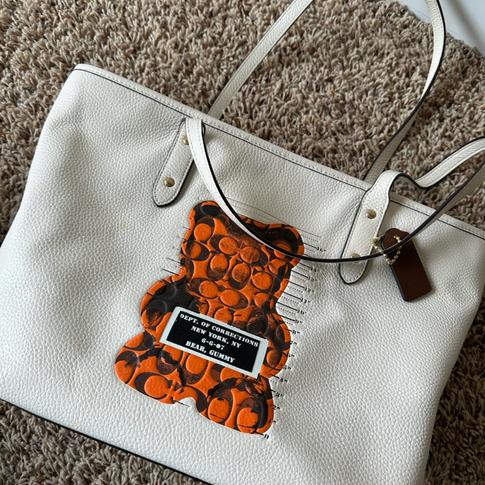 Coach shoulder bag